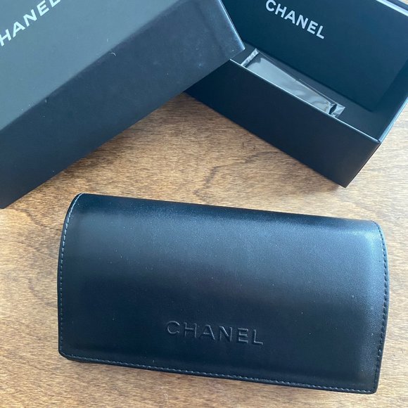 CHANEL Accessories Chanel Eyeglass Case Soft Black Leather W